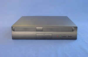 2699-front-600.jpg (248443 bytes)